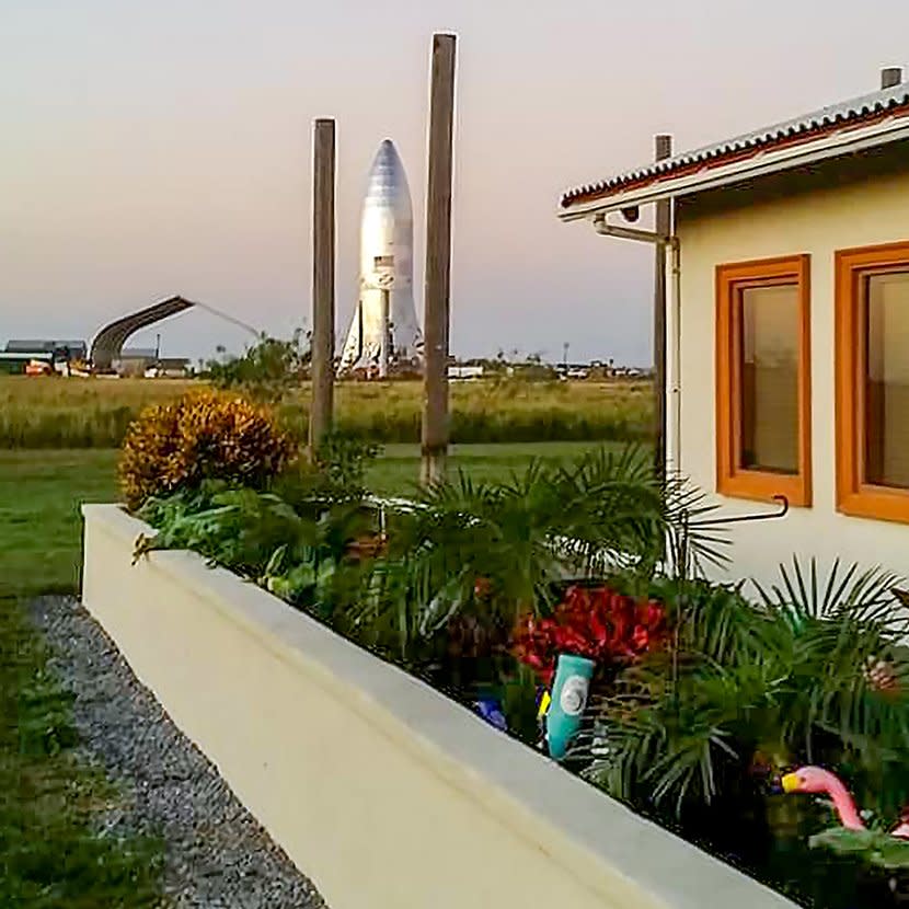 spacex south texas launch site starhopper starship development copyright maria pointer bocachicamaria 49948062_2065255556874372_5576011218394546176_n edited sq