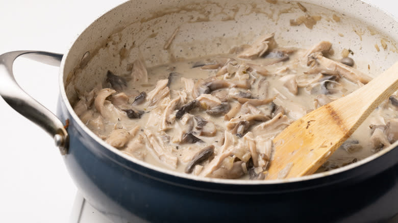 turkey and mushroom cream sauce