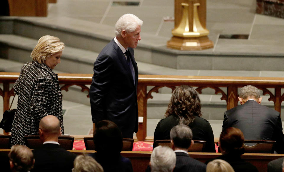 <p>Former first lady Hillary Clinton and former President Bill Clinton arrive at St. Martin’s Episcopal Church for a funeral service for former first lady Barbara Bush in Houston, Texas, April 21, 2018. (Photo: David J. Phillip/Pool via Reuters) </p>