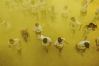 RIO DE JANEIRO, BRAZIL - DECEMBER 16: People run during The Color Run on December 16, 2012 in Rio de Janeiro, Brazil. (Photo by Ronaldo Brandao/NewsFree/LatinContent/Getty Images)