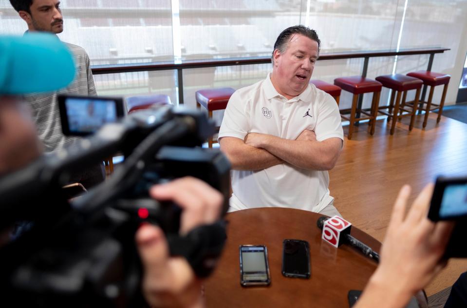 OU offensive line coach Bill Bedenbaugh speaks during a media day for the University of Oklahoma Sooners (OU) football team in Norman, Okla., Tuesday, Aug. 1, 2023.