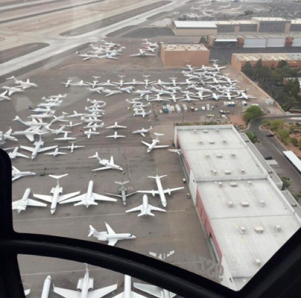 Private planes caused 'traffic jam' at Las Vegas airport ahead of fight