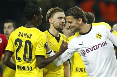 Borussia Dortmund's Roman Weidenfeller (R) and Adrian Ramos celebrate after winning their Europa League group C soccer match against Qabala in Dortmund November 5, 2015. REUTERS/Ina Fassbender