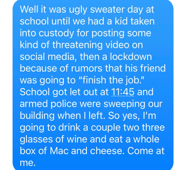 The text message the author sent to her best friends when she got home early from school on the day of the lockdown in 2019. (Photo: Courtesy of Katie Niemczyk)