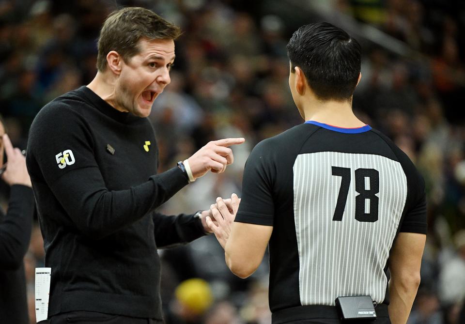 Utah Jazz Head Coach Will Hardy questions referee Evan Scott (78) during a timeout as the Jazz and Raptors play at the Delta Center in Salt Lake City on Friday, Jan. 12, 2024. | Scott G Winterton, Deseret News