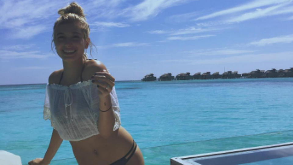 Lust auf Meer: Hailey Baldwin liebt das Sonnenbaden