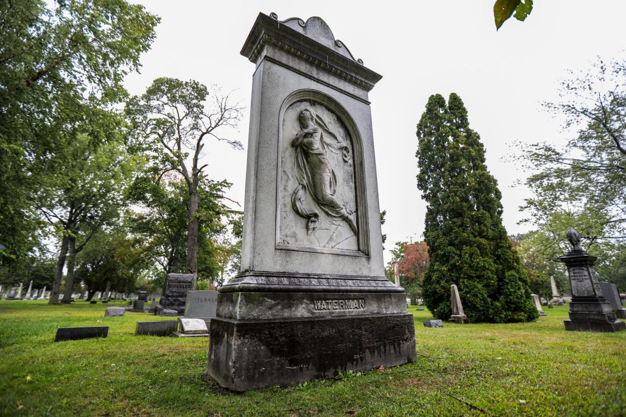 Elmwood Cemetery in Detroit is one of the places rumored to be haunted by ghosts.