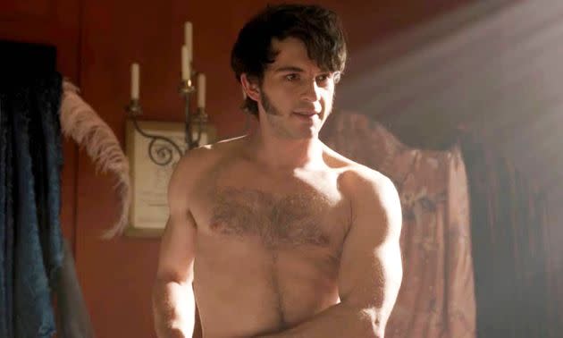 Jonathan Bailey in Bridgerton (Photo: Netflix)