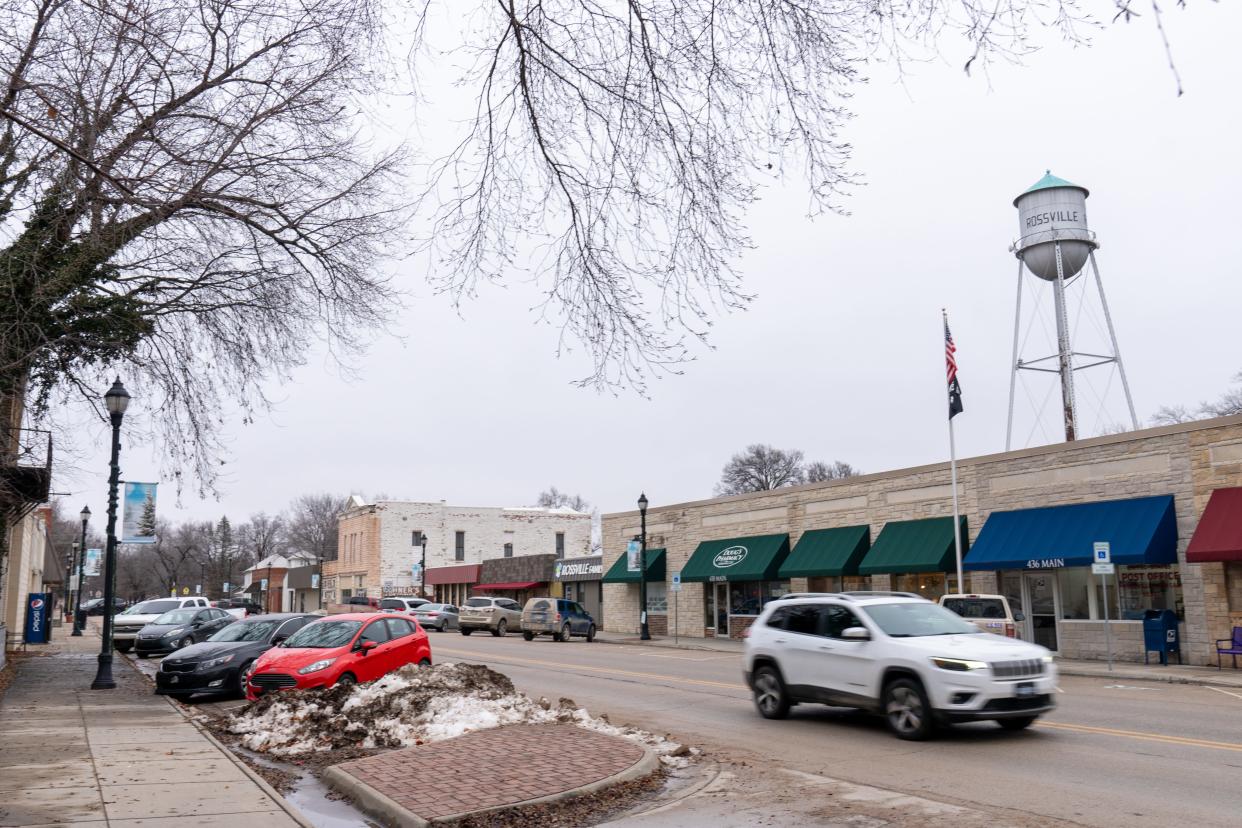 Cities and towns in Kansas with the word 'ville' are very common in the state with Shawnee County having one with Rossville.