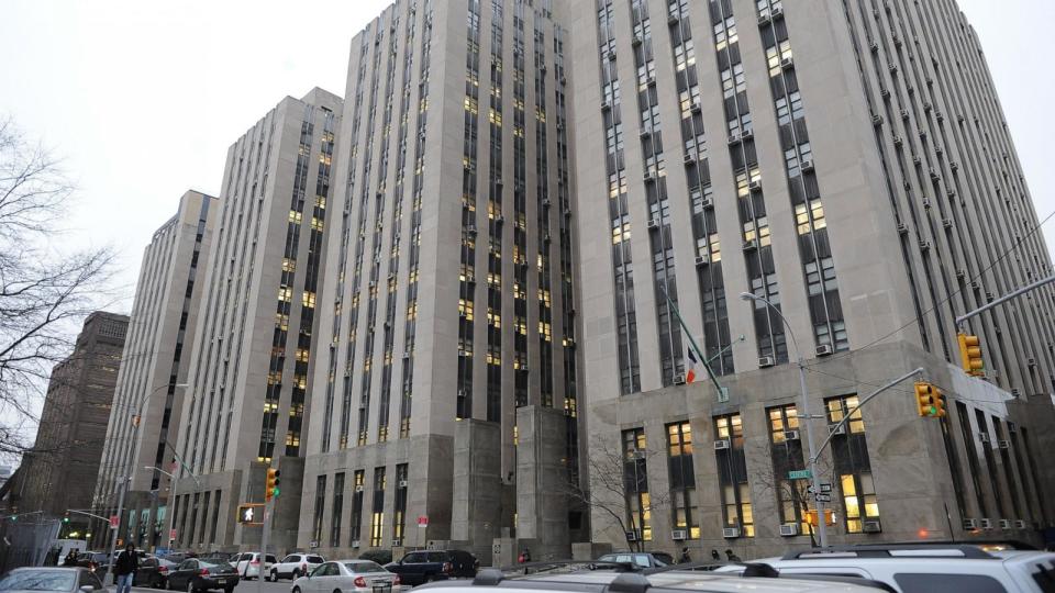 PHOTO: Manhattan Criminal Court building at 100 Centre St. on Jan. 25, 2013.  (New York Daily News/Getty Images, FILE)