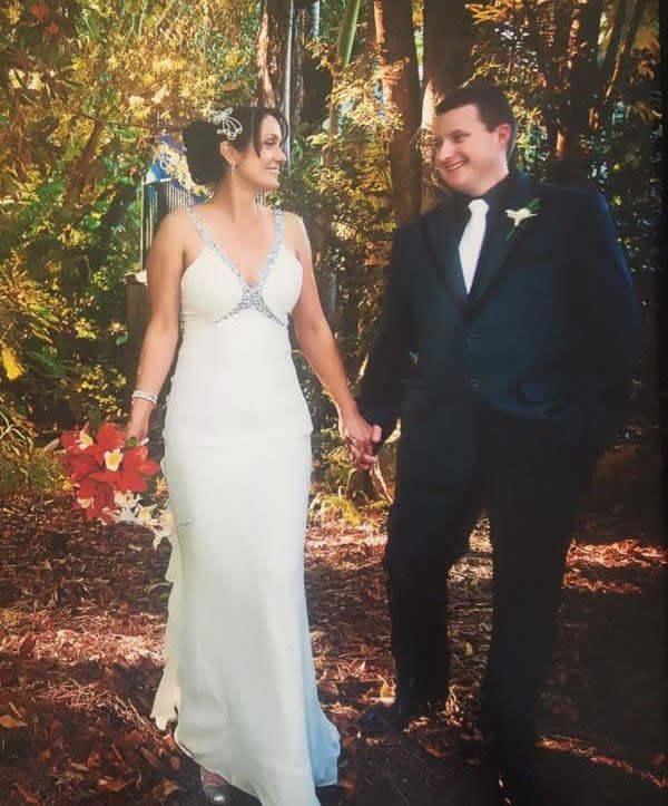 Brett and his wife Susie on their wedding day. Source: 7 News