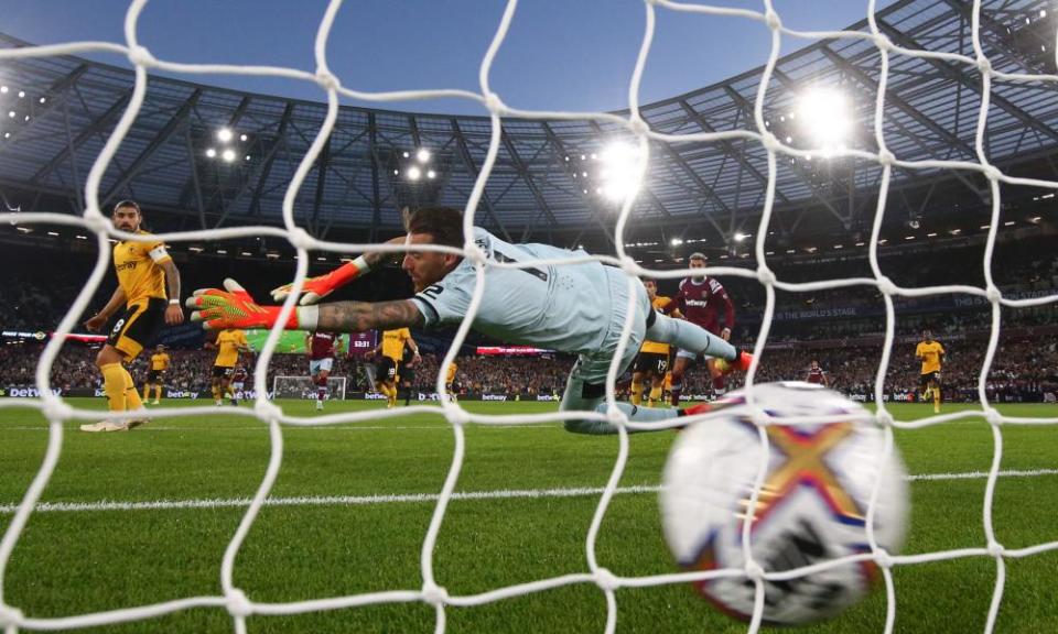 Jose Sa fails to stop the second goal from Jarrod Bowen of West Ham during the Premier League match between West Ham United and Wolverhampton Wanderers at London Stadium.