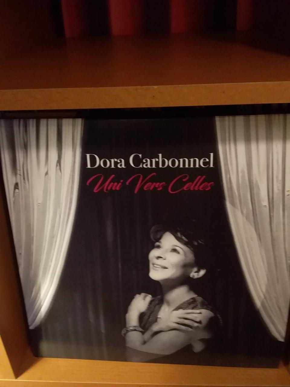 El nuevo disco de Dora Carbonnel.