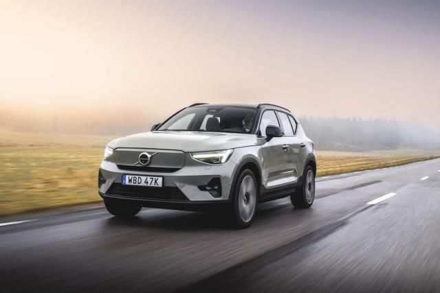 2024 Volvo XC40 Recharge Pictures