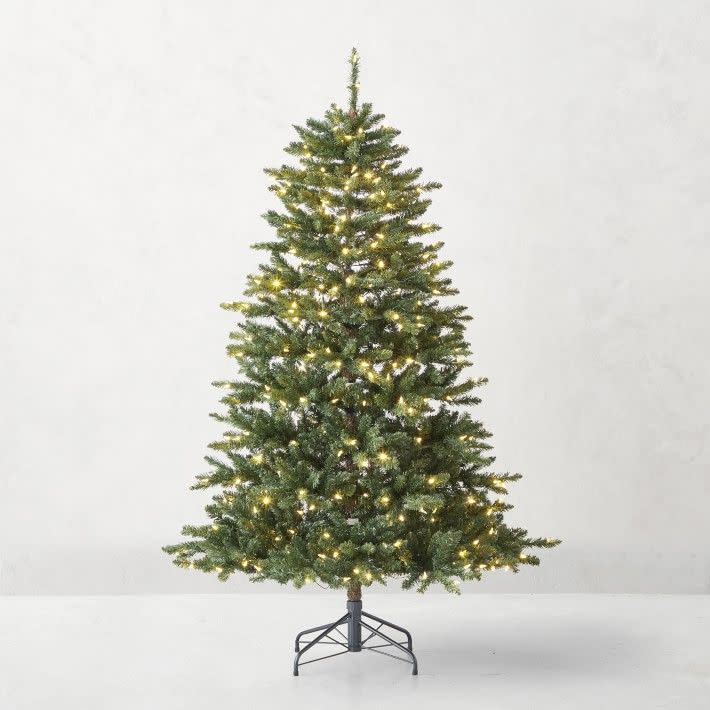 9) Heritage Balsam Spruce Christmas Tree 4' LED Clear