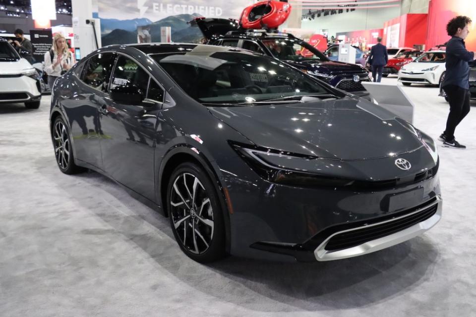 2022-toyota-prius-prius-prime