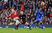 Britain Football Soccer - Manchester United v Leicester City - Barclays Premier League - Old Trafford - 1/5/16 Manchester United's Wayne Rooney shoots at goal Reuters / Darren Staples