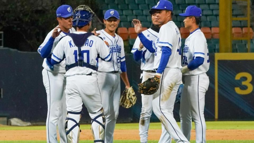 富邦悍將展現強勁實力。（圖／翻攝自Fubon Guardians 富邦悍將棒球隊 臉書）