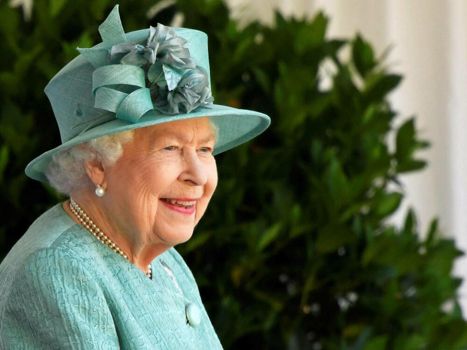 Queen Elizabeth II. während der Parade auf Schloss Windsor. (Bild: imago images/i Images)