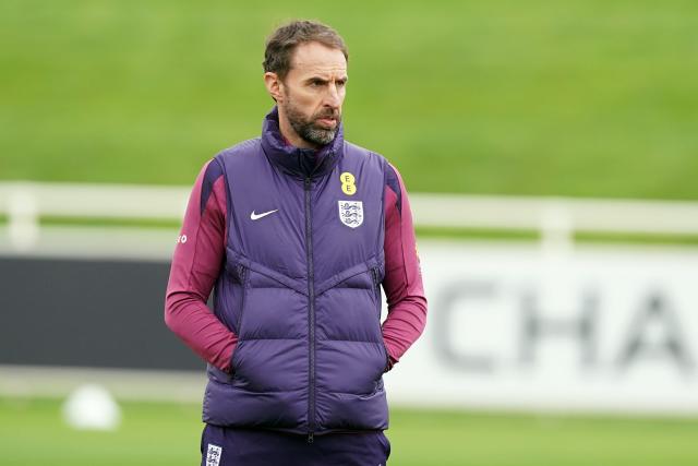 Video: Brazil go close to taking the lead against England – Lucas Paqueta  hits the post