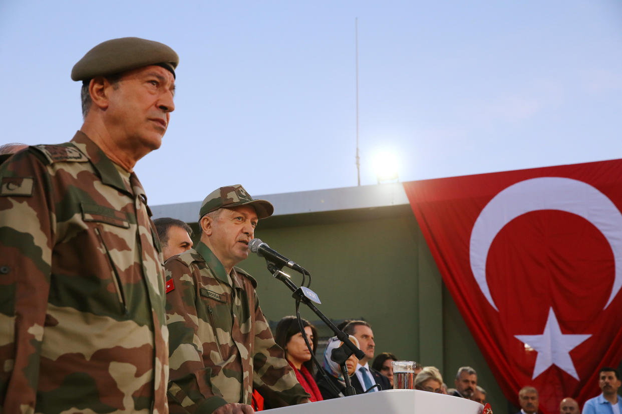 Schon während des Krieges gegen Afrîn inszenierte Erdogan sich gerne als Kriegsherr (Bild: Kayhan Ozer/Presidential Palace/Handout via Reuters)