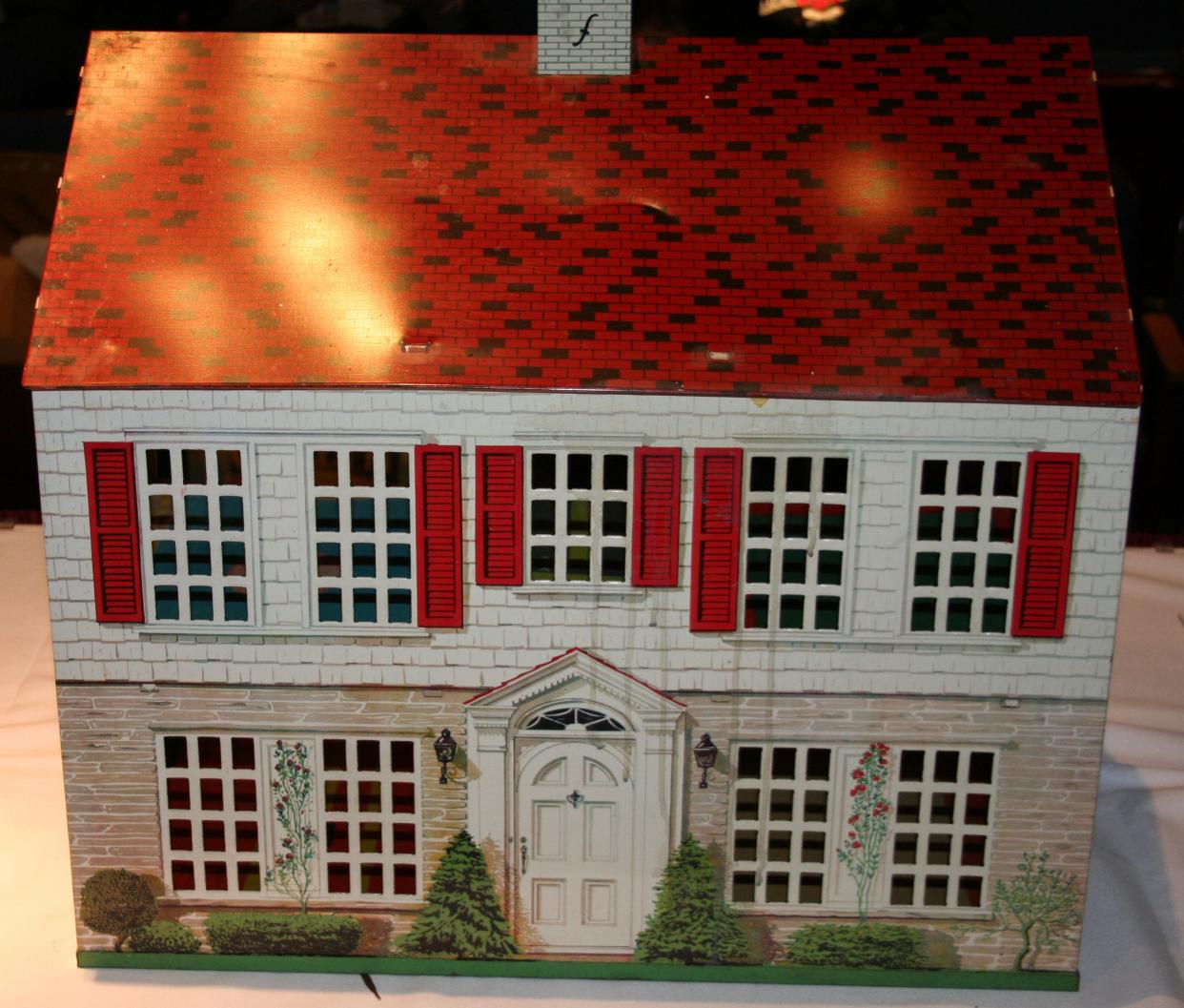 Lithographed tin dollhouse, circa 1950s-1960s