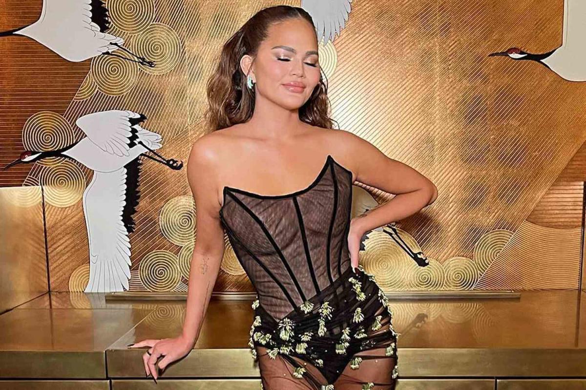 Chrissy Teigen Says Sheer Oscars Party Dress Revealed Her 'Boob Lift  Scars': See the New Photos She Shared