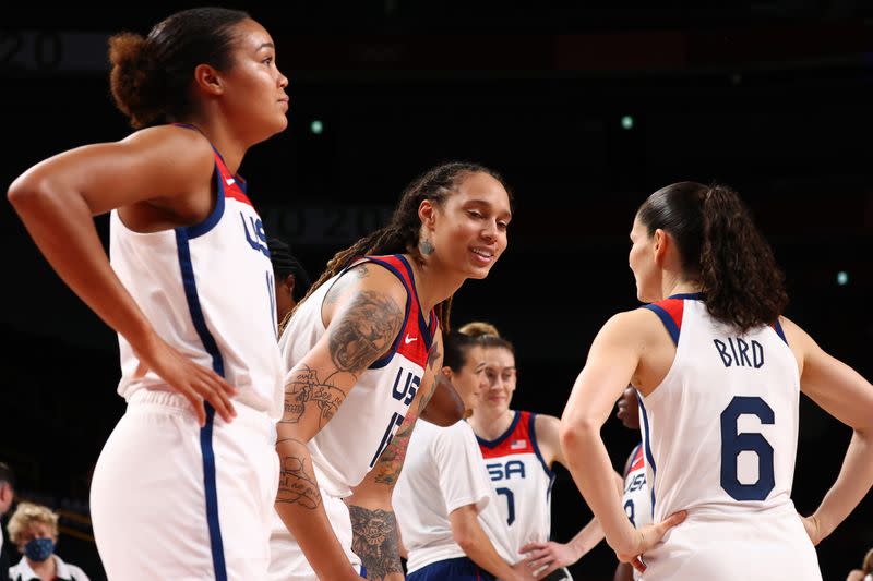 Basketball - Women - Semifinal - United States v Serbia