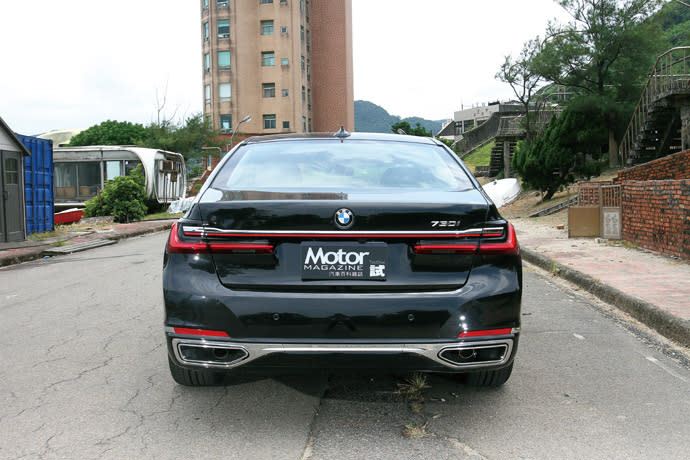 車尾有隨日行燈啟閉的橫貫導光條。 版權所有/汽車視界