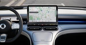 smart with maps and connected vehicle services from HERE