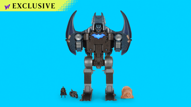 DC, Batman 4-in-1 Transforming Gotham City Guardian Playset 