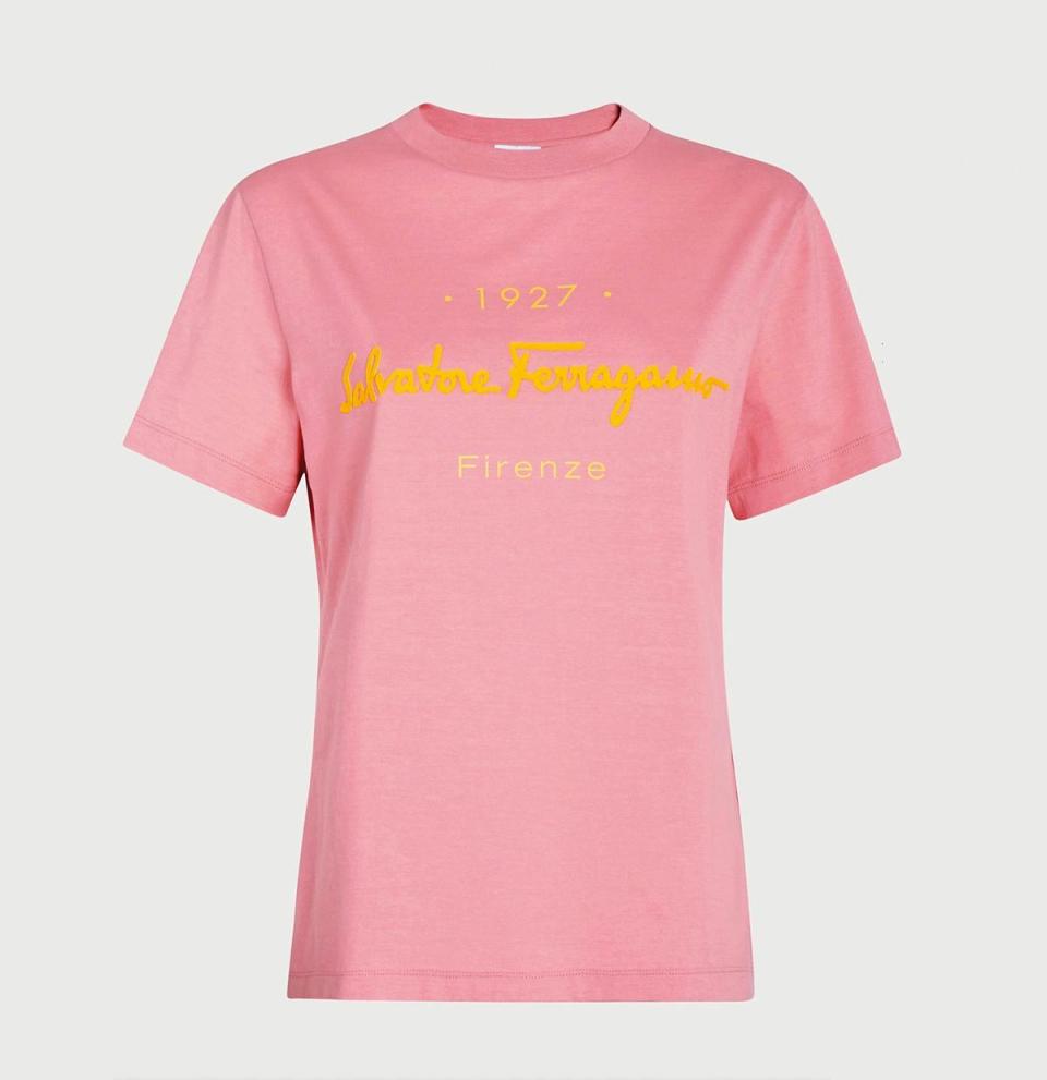 Logo T-Shirt NT$12,900 （Salvatore Ferragamo提供）