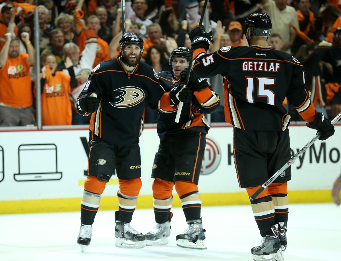 UPDATE: Corey Perry's Winter Classic jersey he wore for 38 seconds