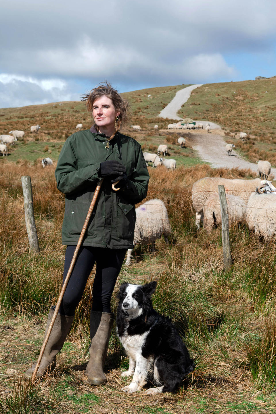 Yorkshire Shepherdess, Amanda Owen with her sheep dog on the farm