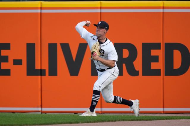 Detroit Tigers right fielder Matt Vierling (8) waits for the pitch