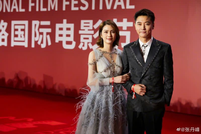 ▲洪欣（左）、張丹峰（右）宣布離婚，今年1月兩人還一起出席「第9屆絲綢之路國際電影節」。（圖／翻攝自張丹峰微博）