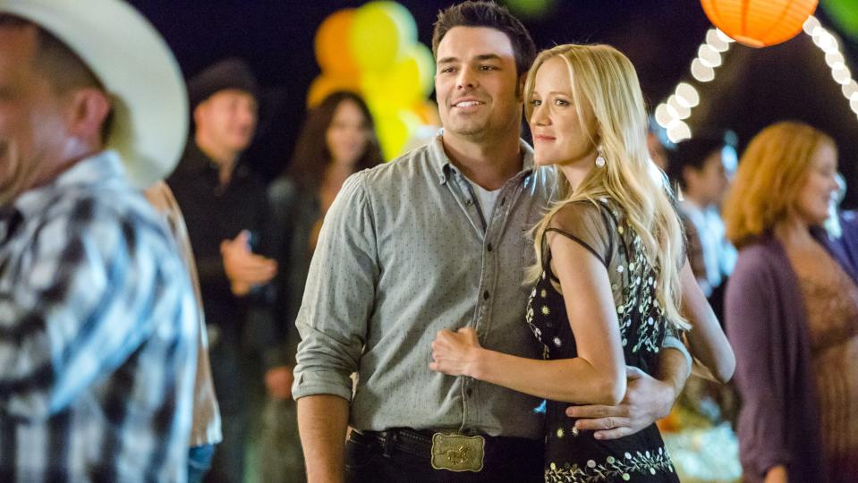 Jesse Hutch, Jessy Schram, Harvest Moon, 2015