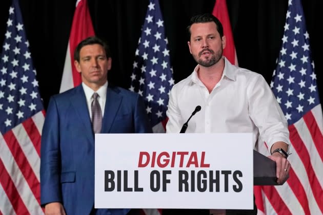 desantis-influencers.jpg Ron DeSantis,Seth Dillon,Babylon Bee - Credit: AP