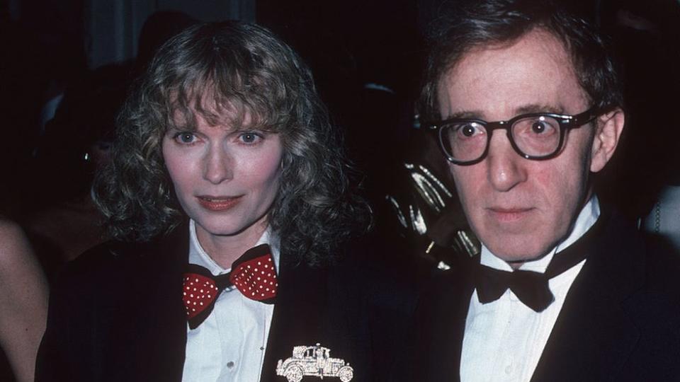 Mia Farrow y Woody Allen en 1986