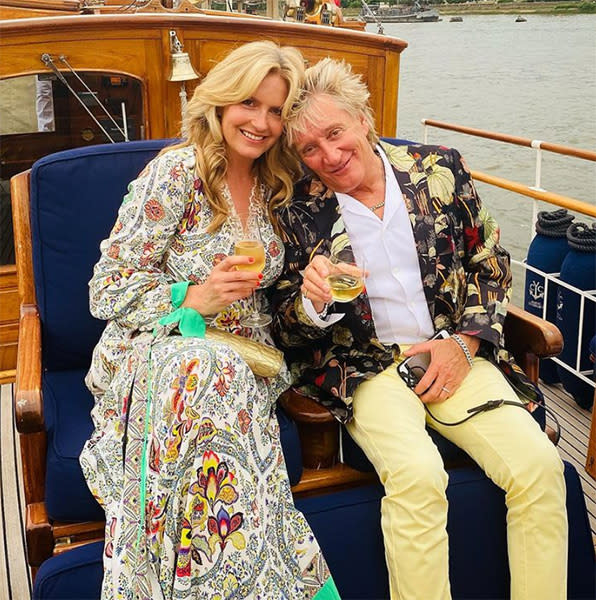 penny-lancaster-rod-stewart-anniversary