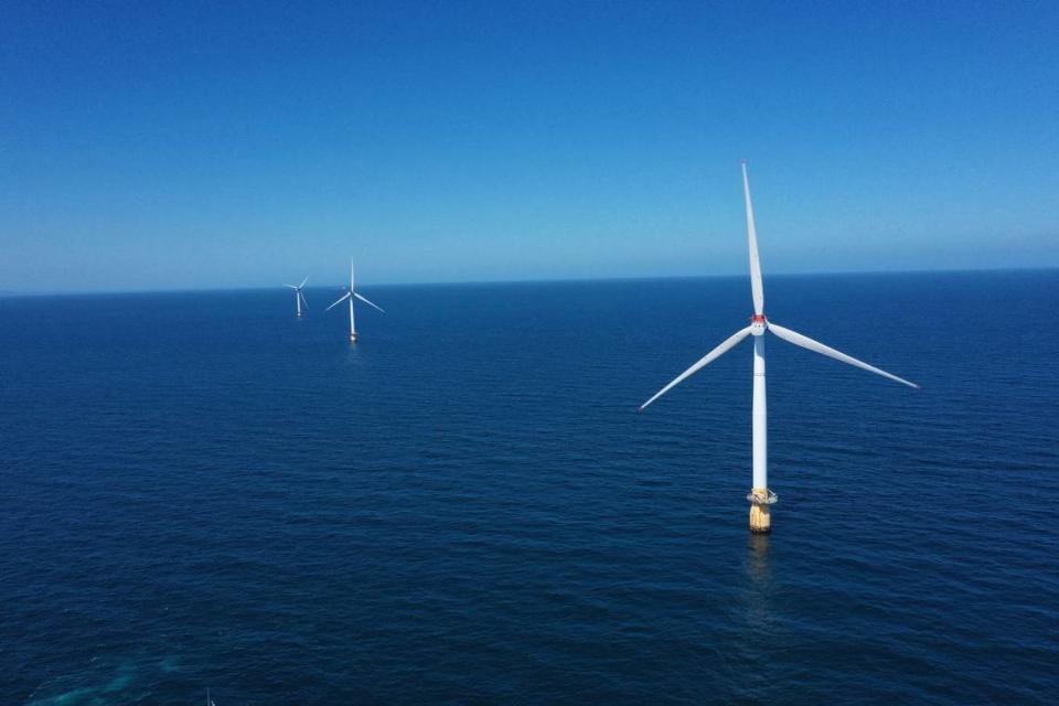 This photo shows Hywind Scotland, the worlds first floating wind farm, which is operated by Equinor, one of the winning bidders in the California auction.