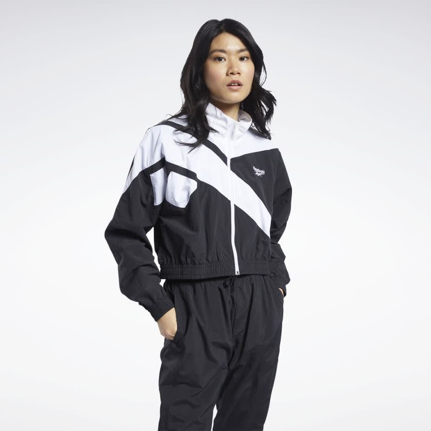 13) Classics Vector Cropped Track Jacket