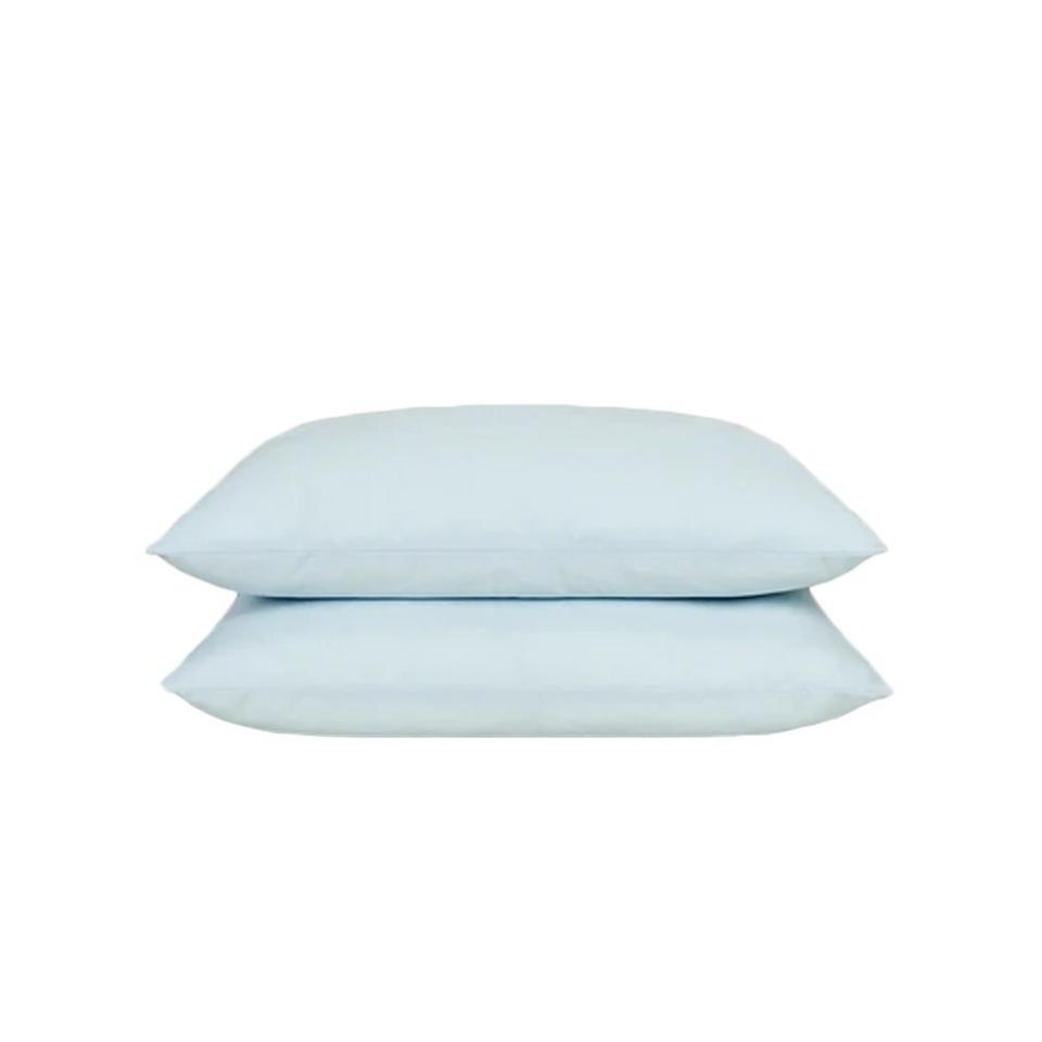 <p><a href="https://go.redirectingat.com?id=74968X1596630&url=https%3A%2F%2Fwww.slumbercloud.com%2Fproducts%2Fultracool-pillow&sref=https%3A%2F%2Fwww.goodhousekeeping.com%2Fhome-products%2Fpillow-reviews%2Fa19289%2Fbest-pillows%2F" rel="nofollow noopener" target="_blank" data-ylk="slk:Shop Now;elm:context_link;itc:0;sec:content-canvas" class="link ">Shop Now</a></p><p>UltraCool Pillow</p><p>$79.00</p><p>slumbercloud.com</p><span class="copyright">Slumber Cloud</span>