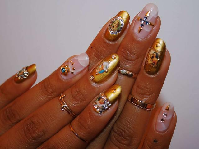 Baroque Nails Are a Must-Know Trend for Mani Maximalists