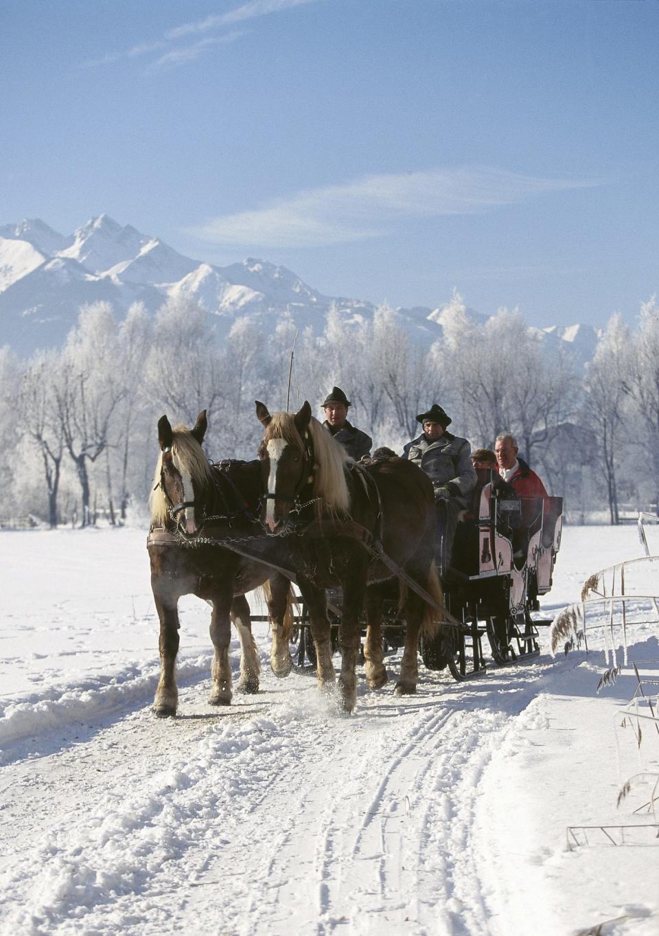 These Scenic Sleigh Rides Across the Country Are Bound to Take Your Breath Away