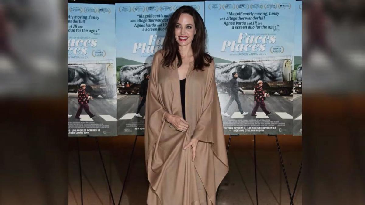 The Anatomy of Angelina Jolie's Style: 4 Fall Fashion Essentials She Can't  Stop Wearing