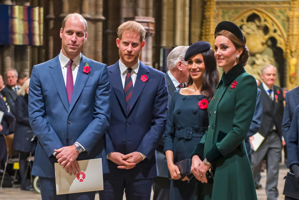 Secondo quanto riferito, il principe Harry ha appreso della diagnosi di cancro di Kate Middleton in televisione