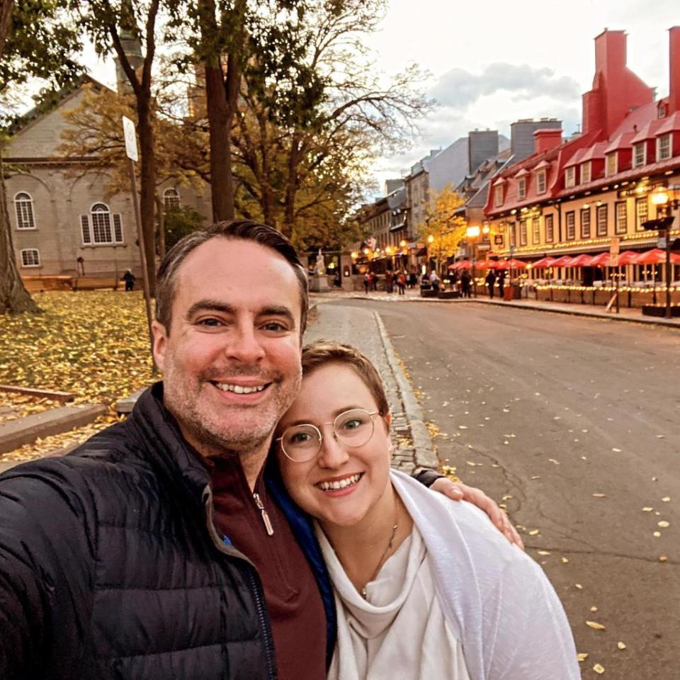 “I share something I’m grateful for every day,” said Nix, pictured here with her husband Michael MacIsaac. @cancerpatientmd/Instagram