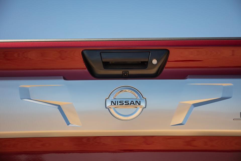 View Photos of the 2020 Nissan Titan