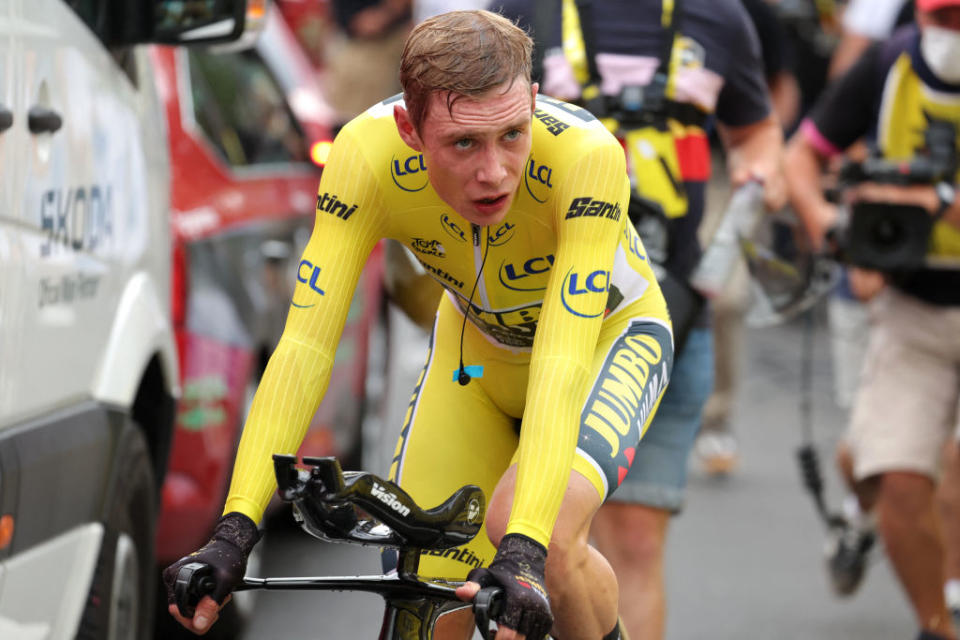 Jumbo-Visma's Danish rider Jonas Vingegaard wearing the overall leader's yellow jersey reacts after finishing the 16th stage of the 110th edition of the Tour de France cycling race, 22 km individual time trial between Passy and Combloux, in the French Alps, on July 18, 2023. (Photo by Thomas SAMSON / AFP)